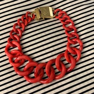 TORY BURCH GRADUATED RESIN NECKLACE WITH MONOGRAM CLASP